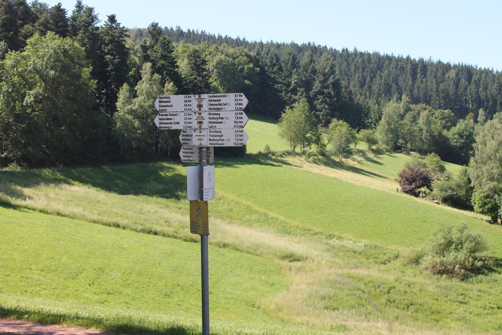 Haus Traudel Matt Hotel Elzach Eksteriør billede
